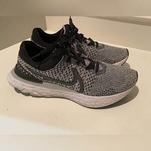 Nike React Infinity Run size 13